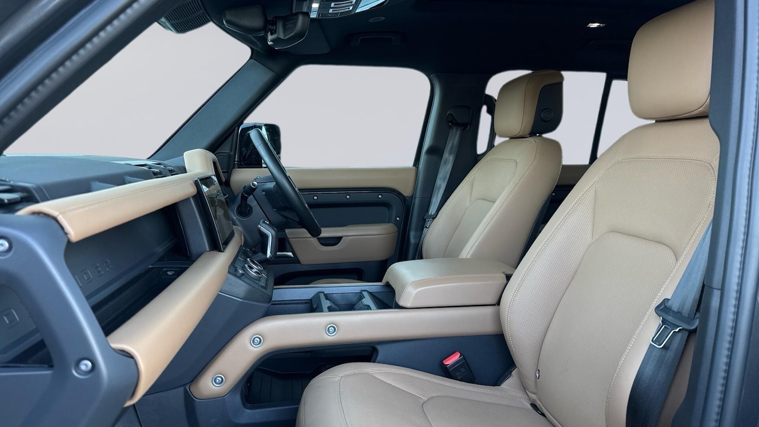 Used Land Rover Defender 2024 for sale - 77528666: Photo 3