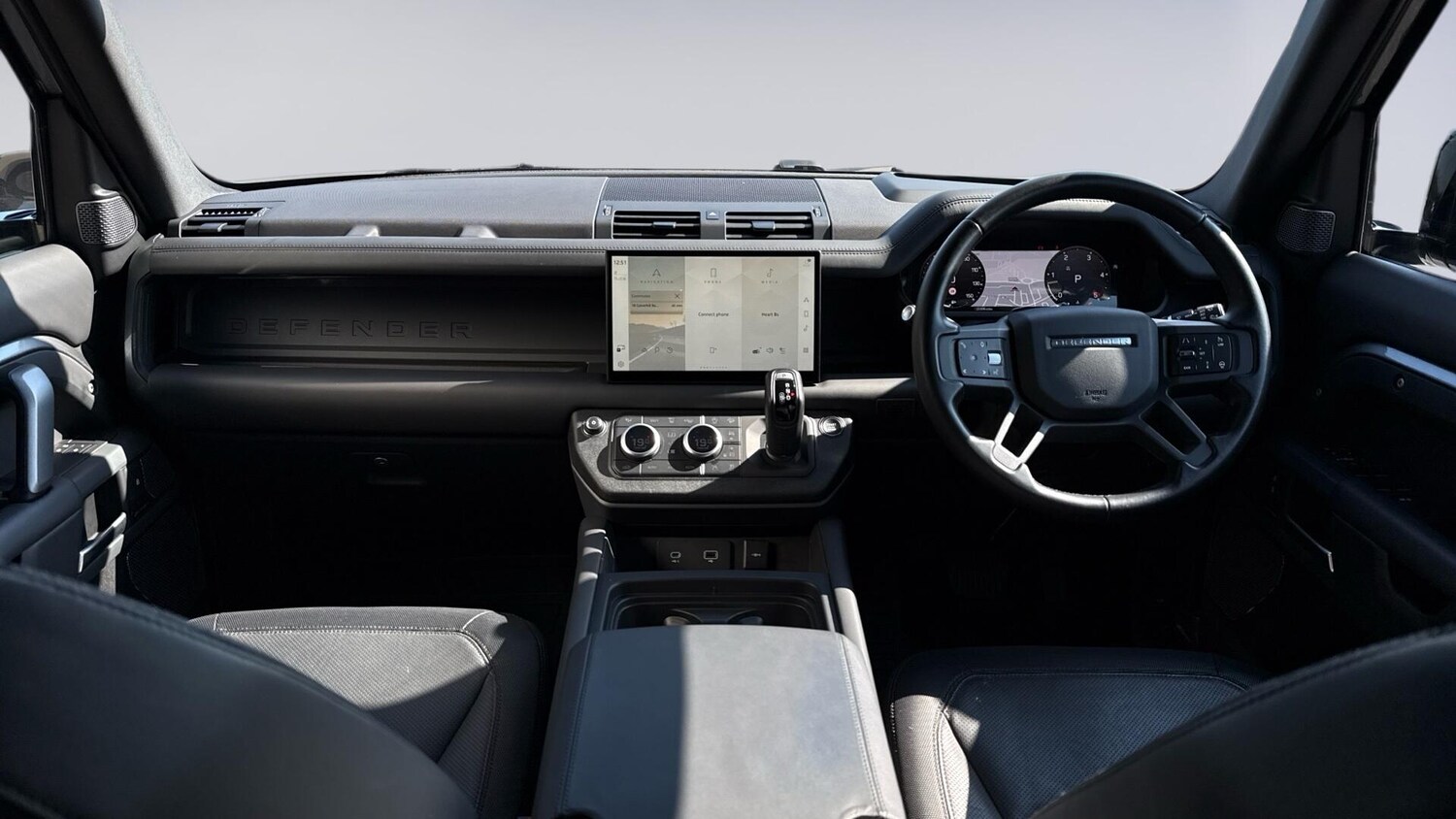 Used Land Rover Defender 2023 for sale - 77982929: Photo 9