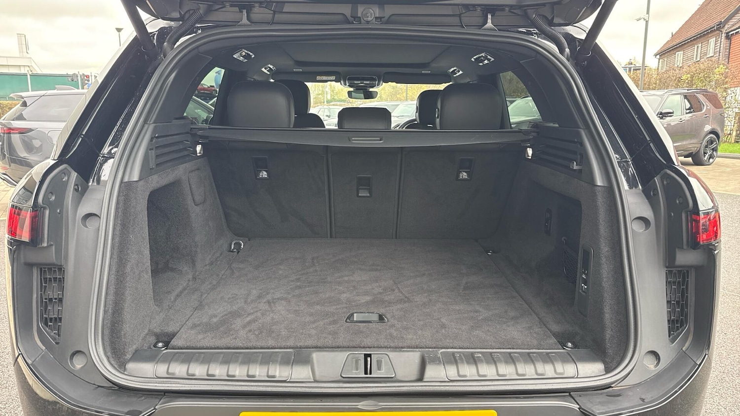 Used Land Rover Range Rover Sport 2025 for sale - 76772934: Photo 10