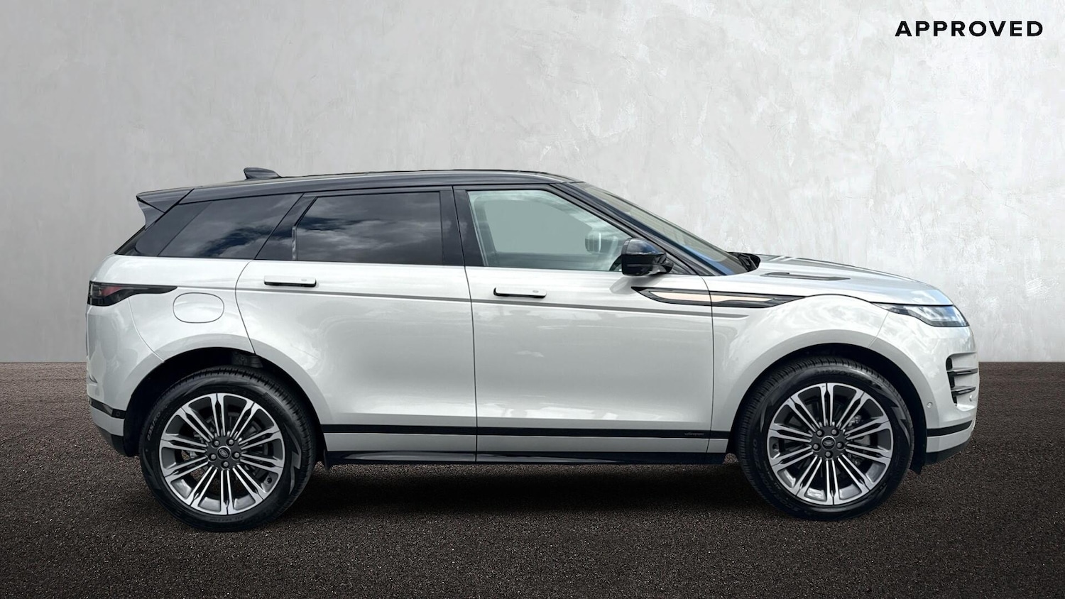 Used Land Rover Range Rover Evoque 2025 for sale - 77910849: Photo 5