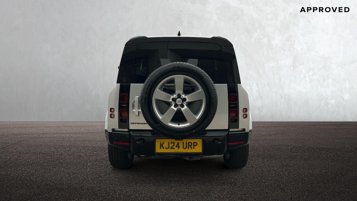 Used Land Rover Defender 2024 for sale - 76678800: Photo 6