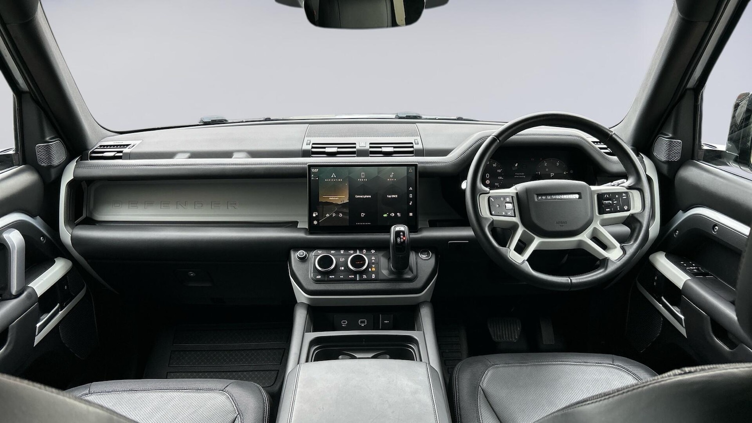 Used Land Rover Defender 2024 for sale - 76678800: Photo 9