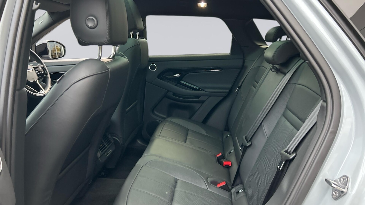 Used Land Rover Range Rover Evoque 2024 for sale - 76677445: Photo 4