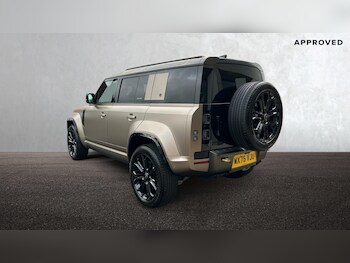 Used Land Rover Defender 2025 for sale - 77372773: Photo