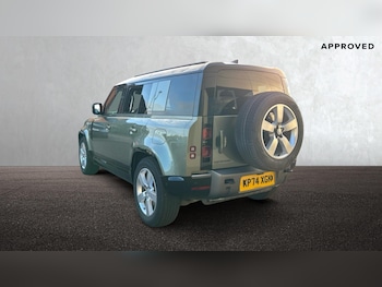 Used Land Rover Defender 2024 for sale - 76678870: Photo