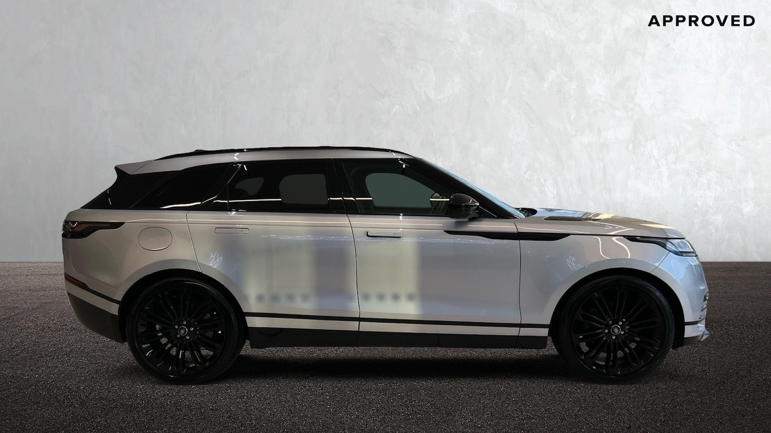 Used Land Rover Range Rover Velar 2023 for sale - 76676037: Photo 5