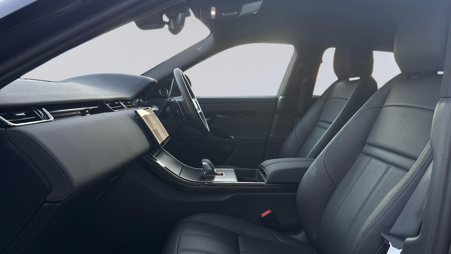 Used Land Rover Range Rover Evoque 2025 for sale - 77685596: Photo 3