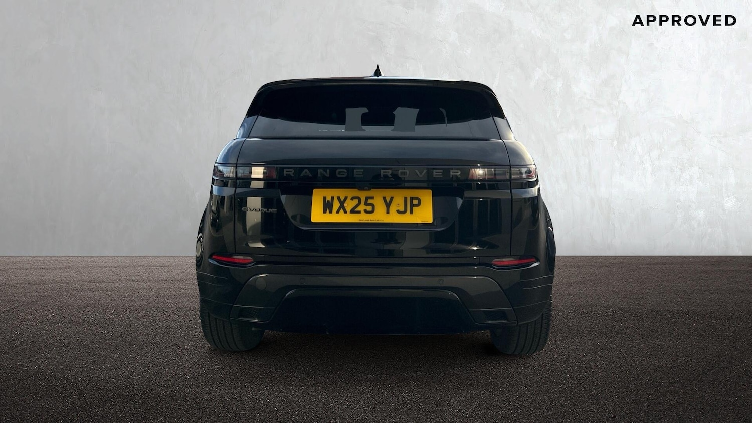 Used Land Rover Range Rover Evoque 2025 for sale - 76680012: Photo 6