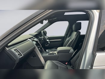 Used Land Rover Discovery 2023 for sale - 76676121: Photo