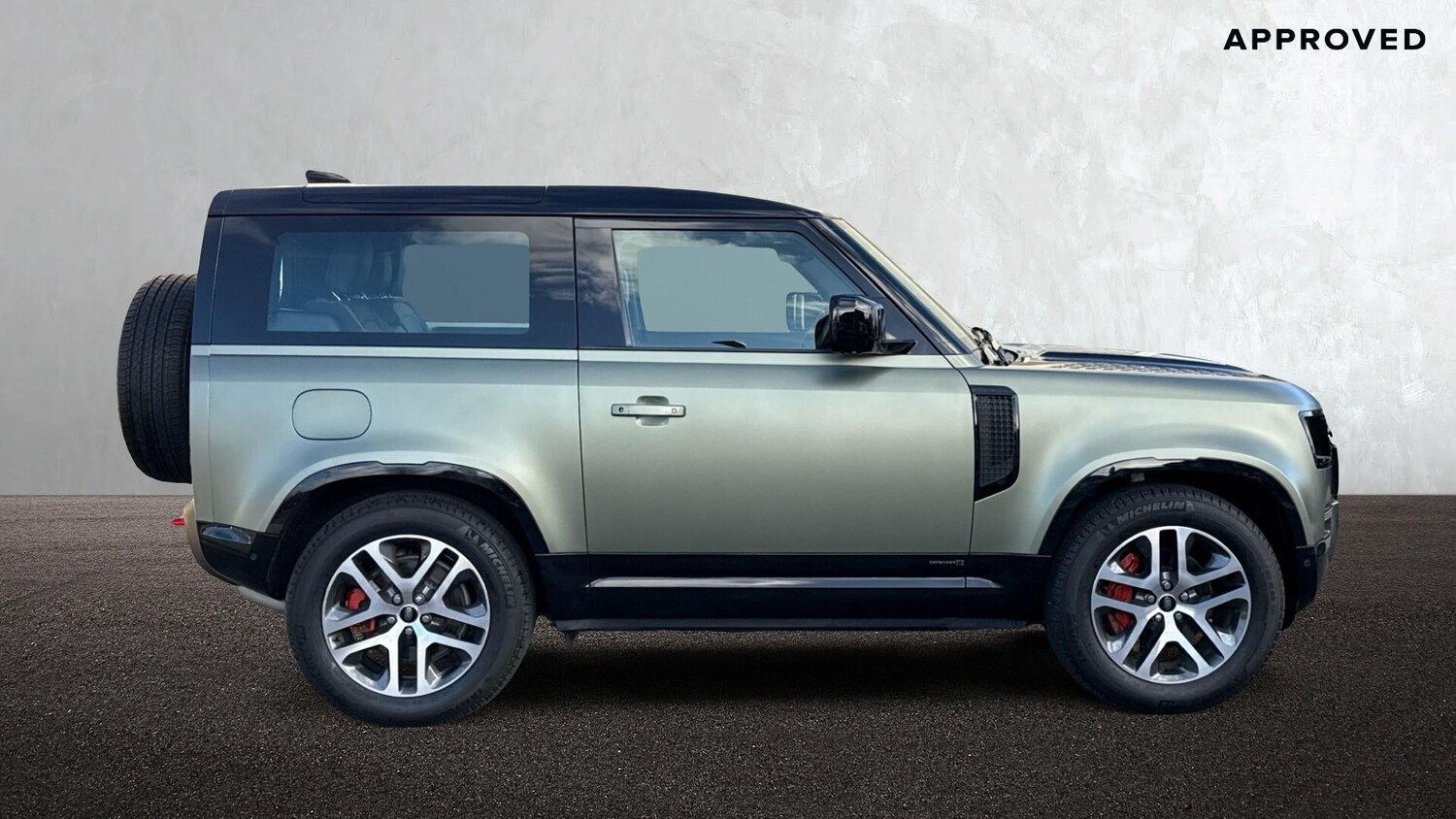 Used Land Rover Defender 2022 for sale - 77755425: Photo 5