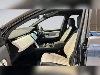 Used Land Rover Discovery Sport 2025 for sale - 77307291: Photo