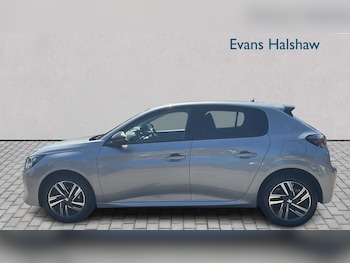 Used Peugeot 208 2023 for sale - 75813032: Photo