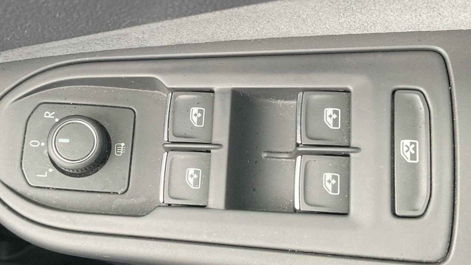 Vehicle 33