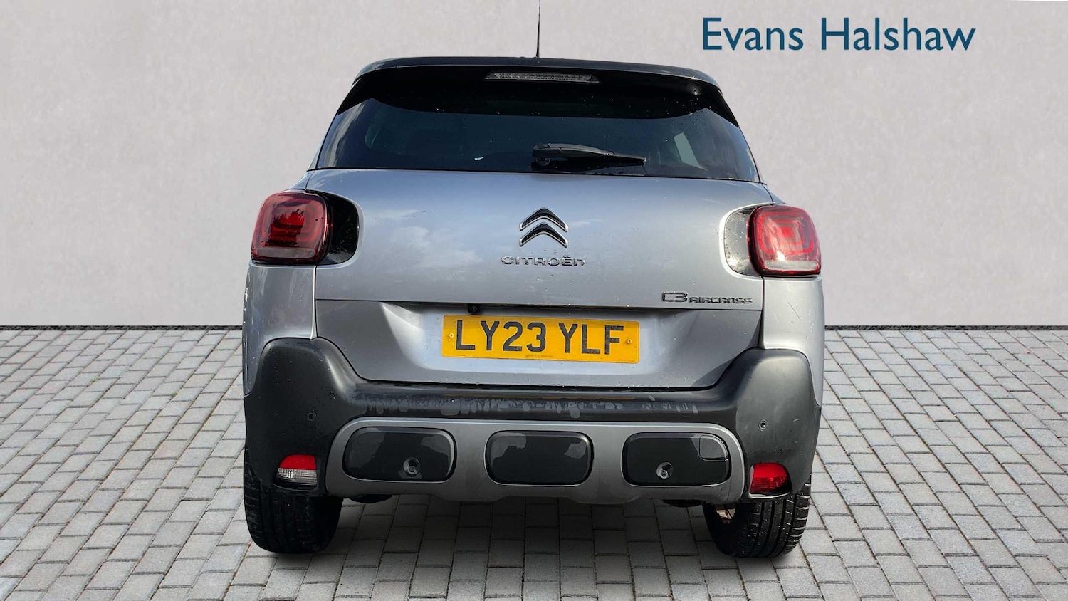 Used Citroen C3 Aircross 2023 for sale - 76411241: Photo 4