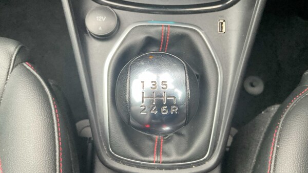 Used Ford Puma 2023 for sale - 76063437: Photo 32