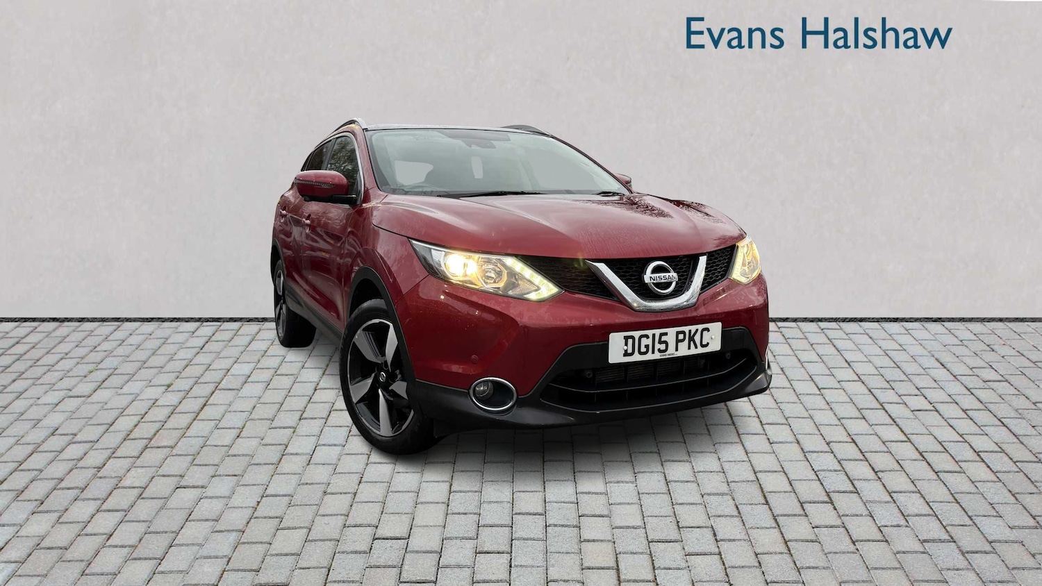 Used Nissan Qashqai 2015 for sale - 76774254: Photo 1