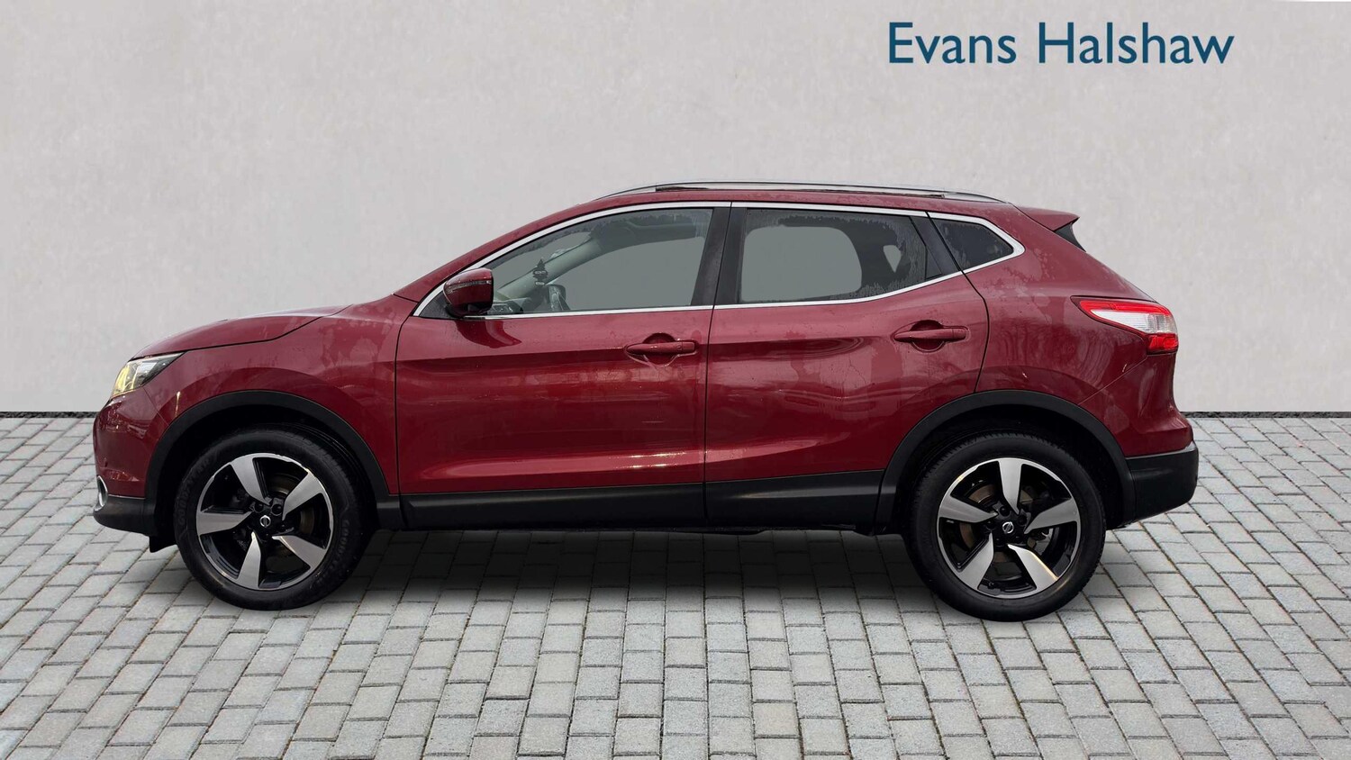 Used Nissan Qashqai 2015 for sale - 76774254: Photo 3