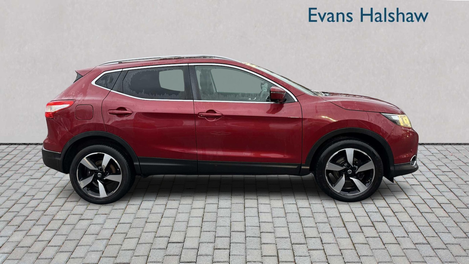 Used Nissan Qashqai 2015 for sale - 76774254: Photo 5