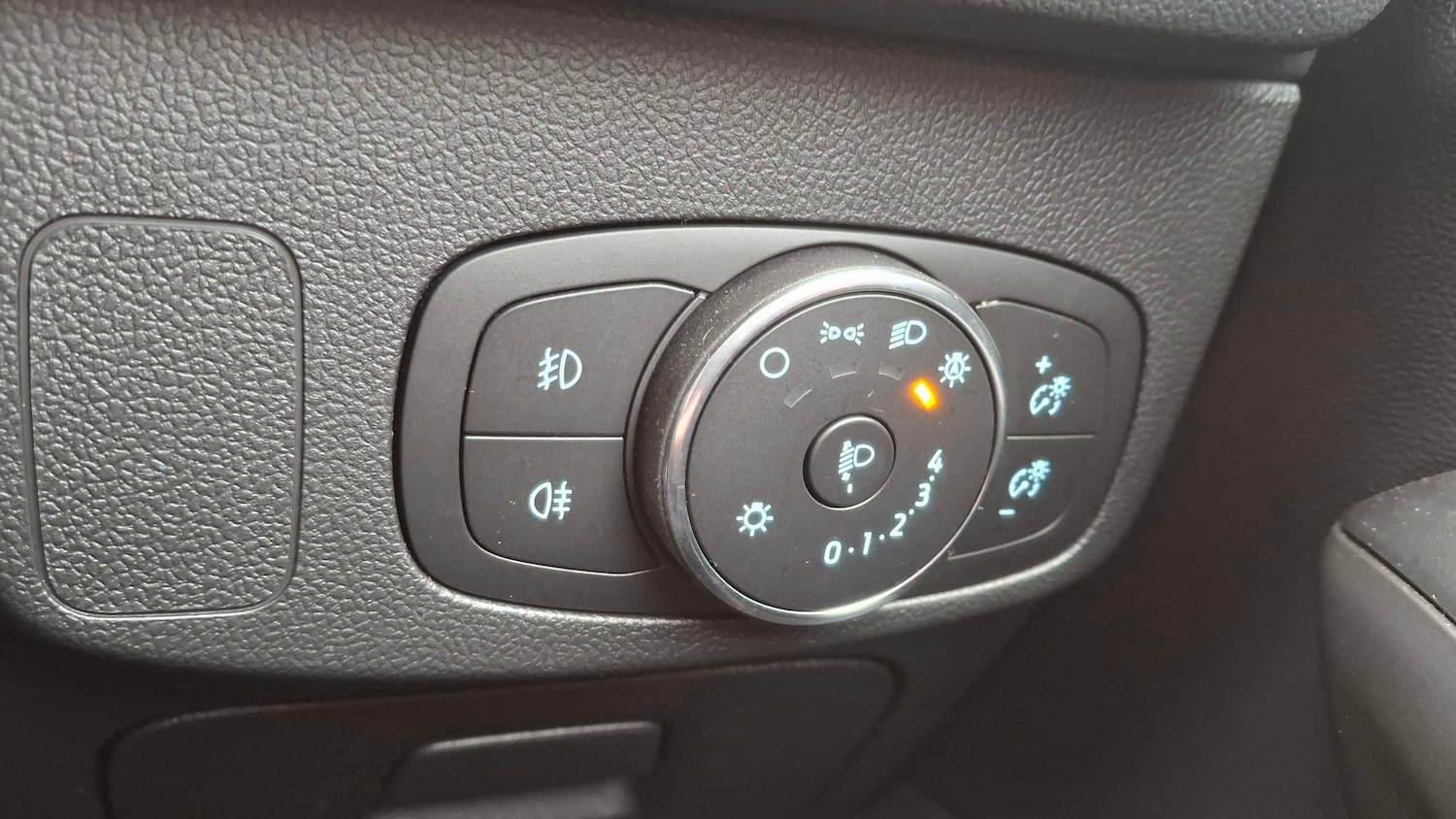 Used Ford Focus 2020 for sale - 78104892: Photo 15