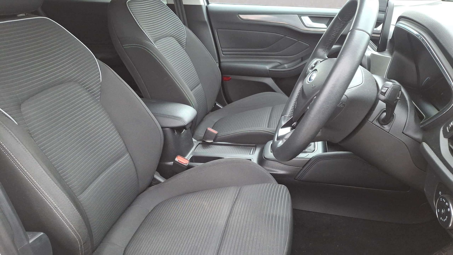 Used Ford Focus 2020 for sale - 78104892: Photo 7