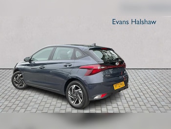 Used Hyundai i20 2022 for sale - 75813008: Photo