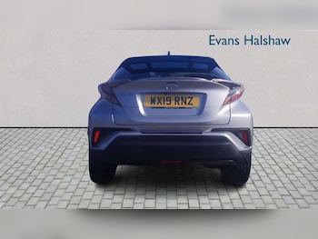 Used Toyota C-HR 2019 for sale - 77756675: Photo