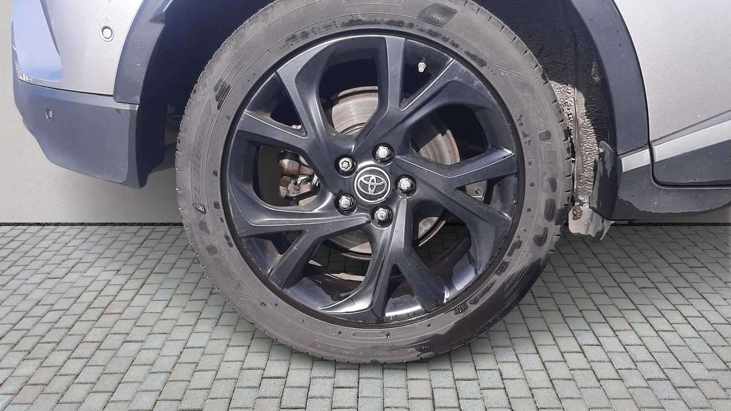 Used Toyota C-HR 2019 for sale - 77756675: Photo 5