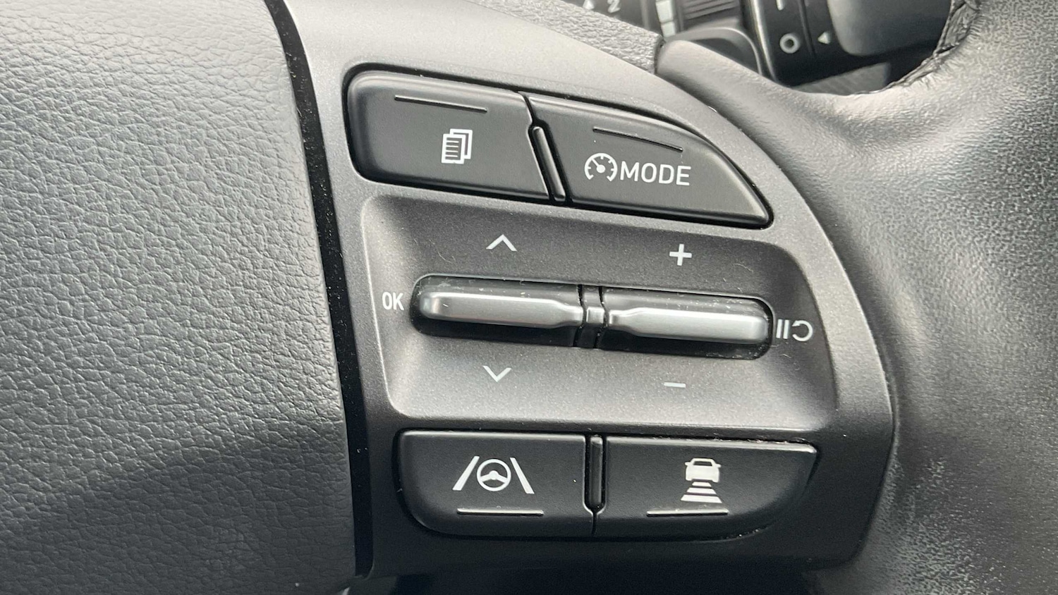 Used Hyundai KONA 2021 for sale - 76390614: Photo 24