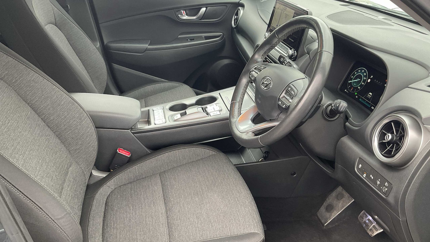 Used Hyundai KONA 2021 for sale - 76390614: Photo 7