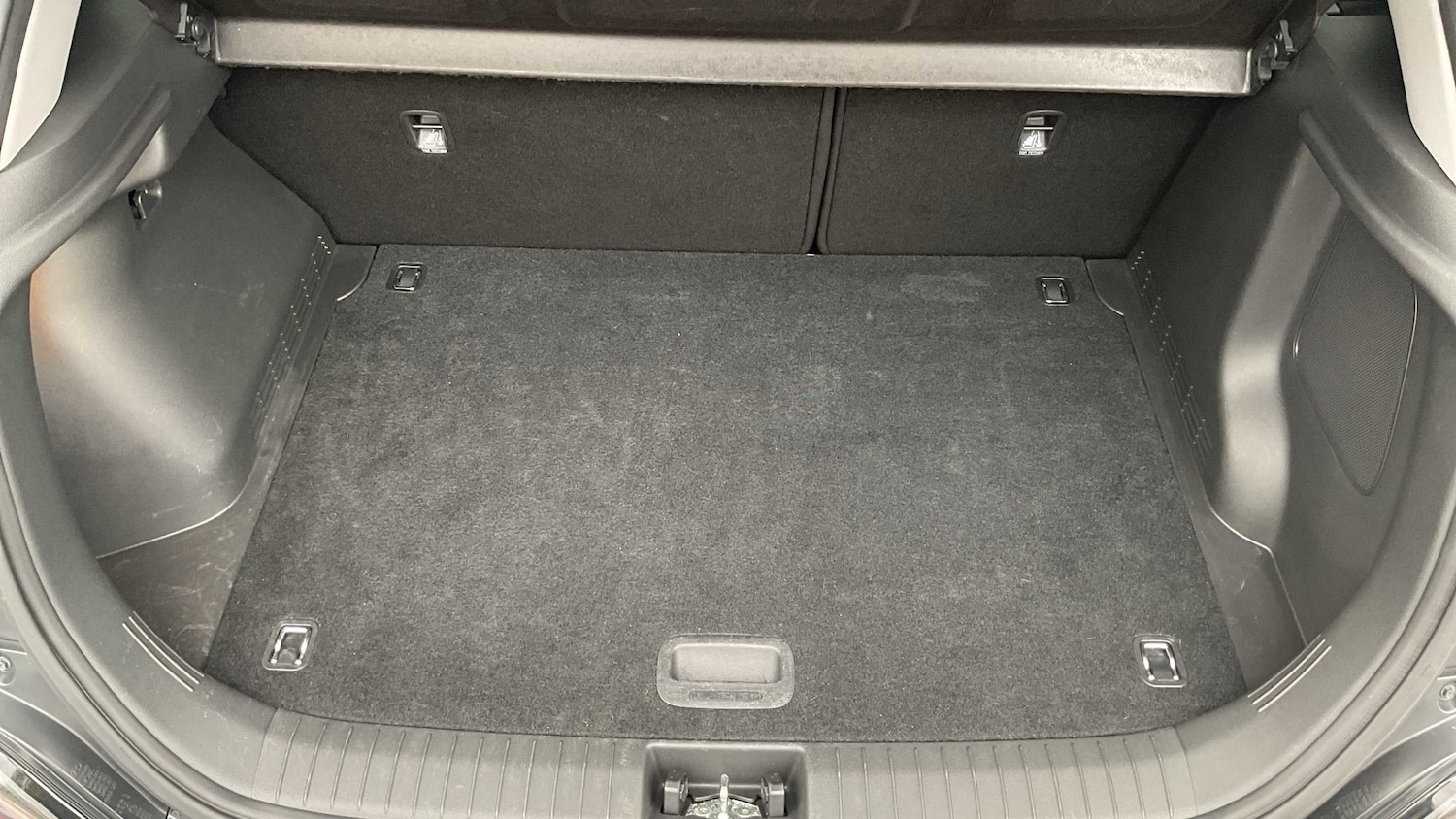 Used Hyundai KONA 2021 for sale - 76390614: Photo 8