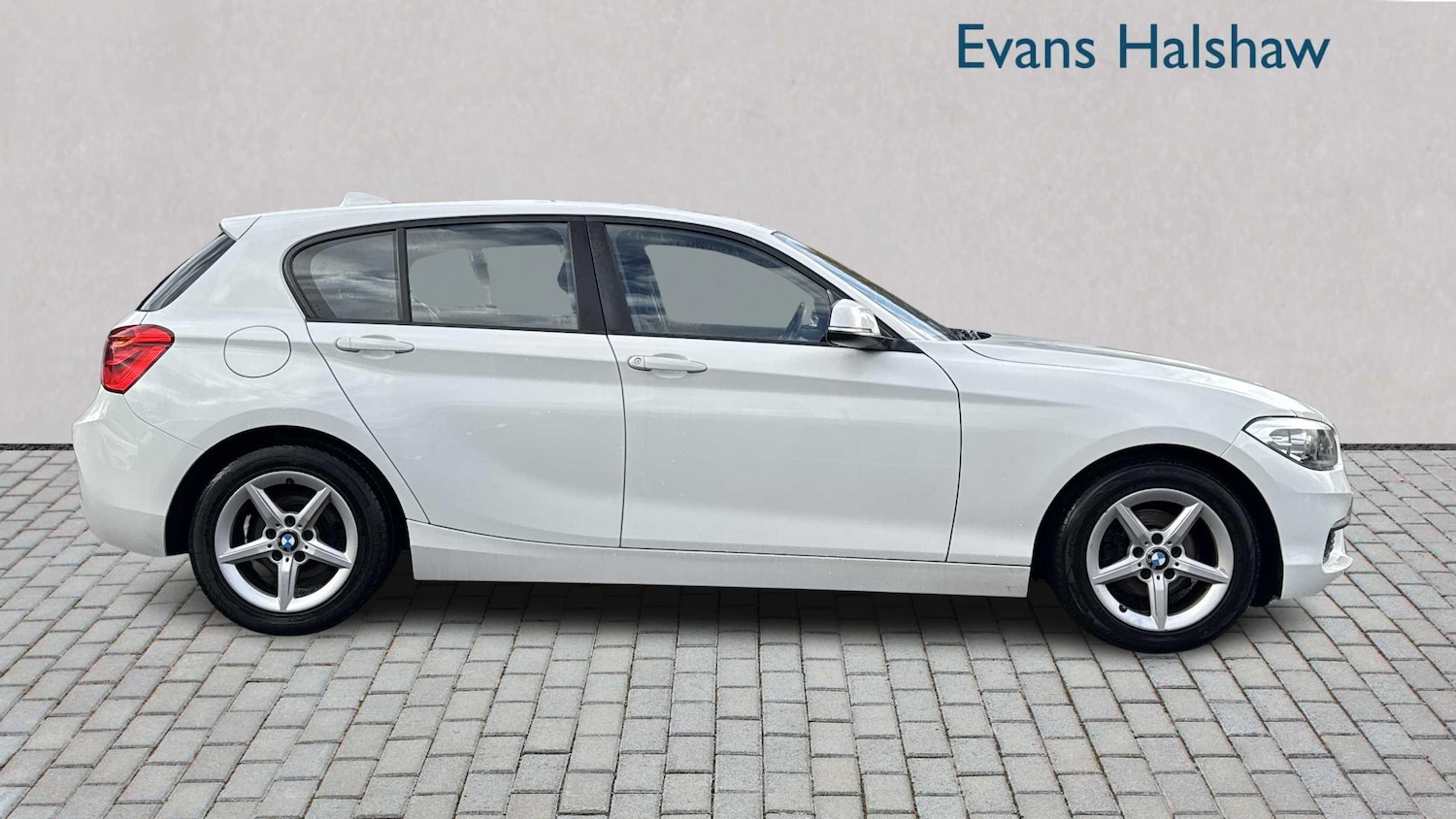 Used BMW 1 Series 2017 for sale - 76329270: Photo 3