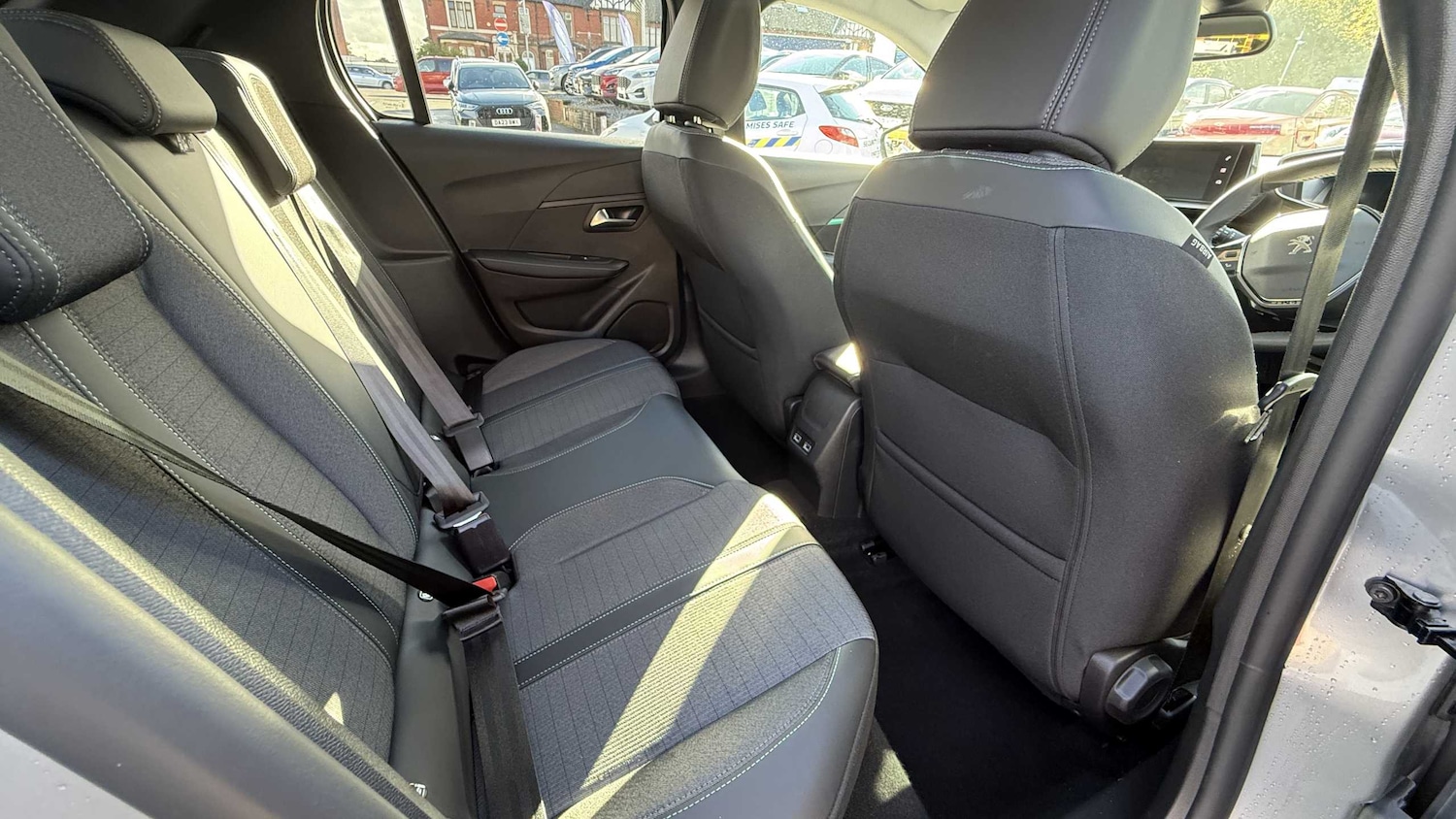 Used Peugeot 208 2023 for sale - 76339669: Photo 14