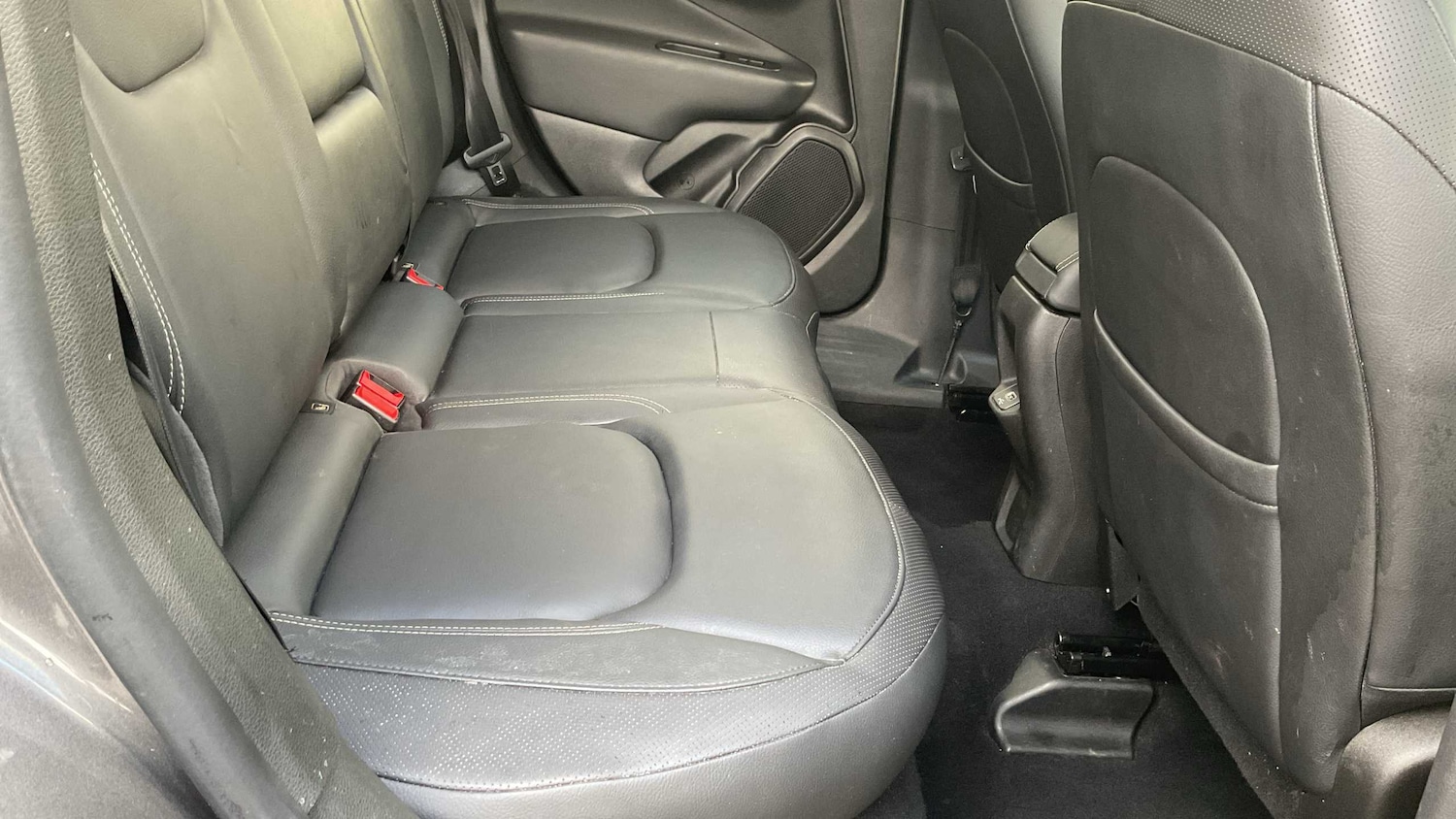 Used Jeep Renegade 2021 for sale - 76704969: Photo 11