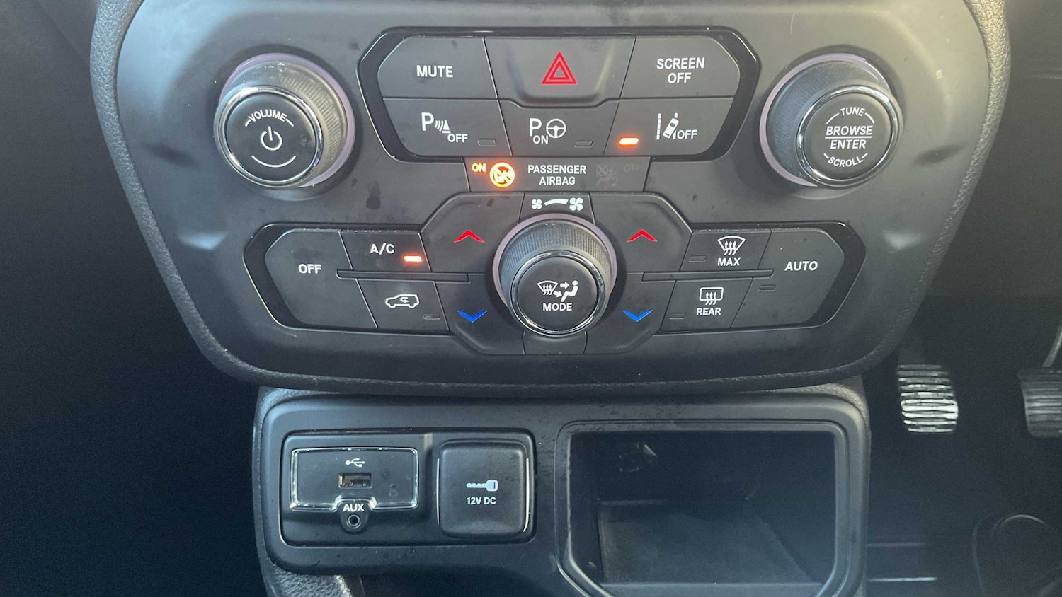 Used Jeep Renegade 2021 for sale - 76704969: Photo 21