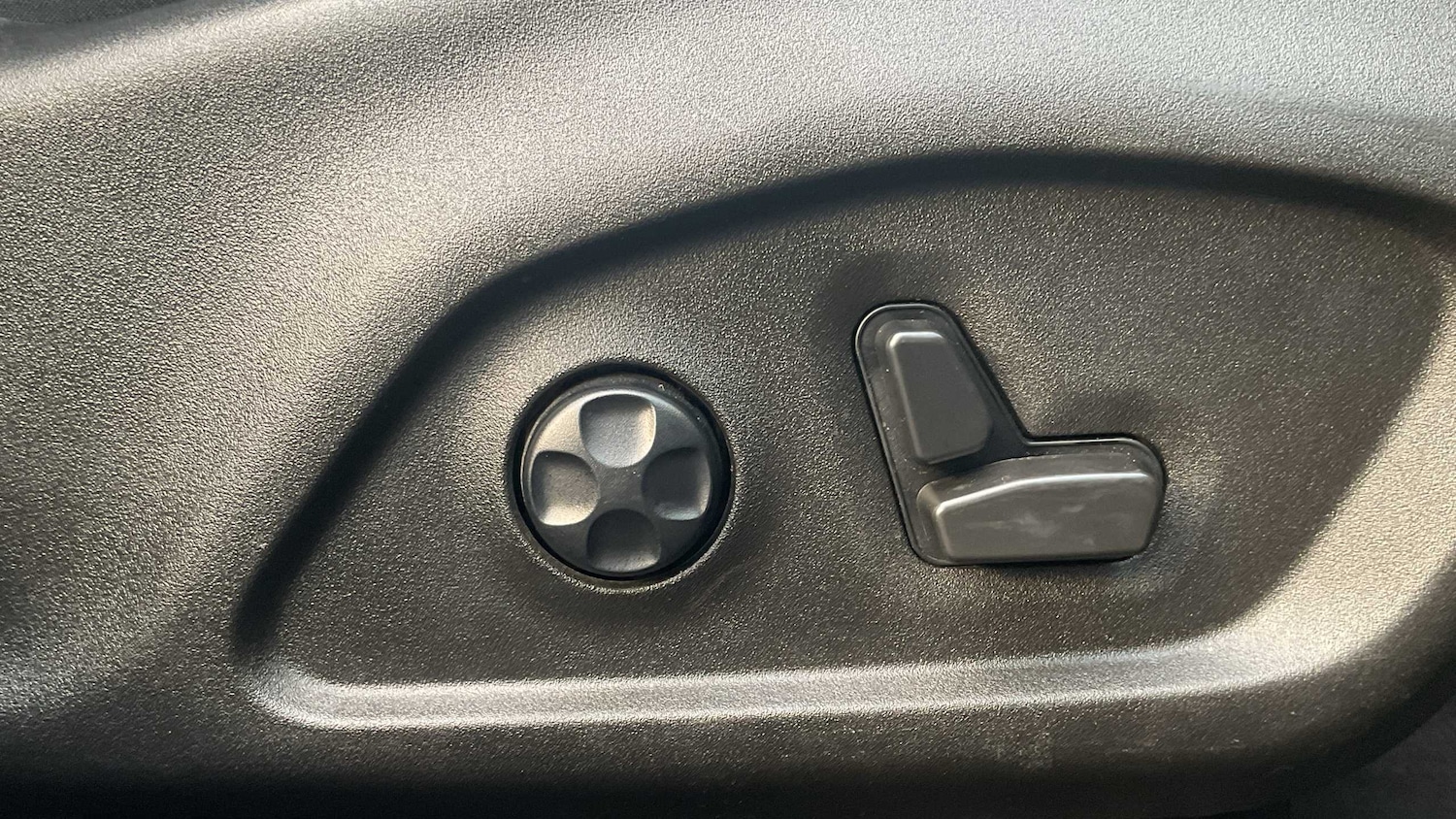 Used Jeep Renegade 2021 for sale - 76704969: Photo 28