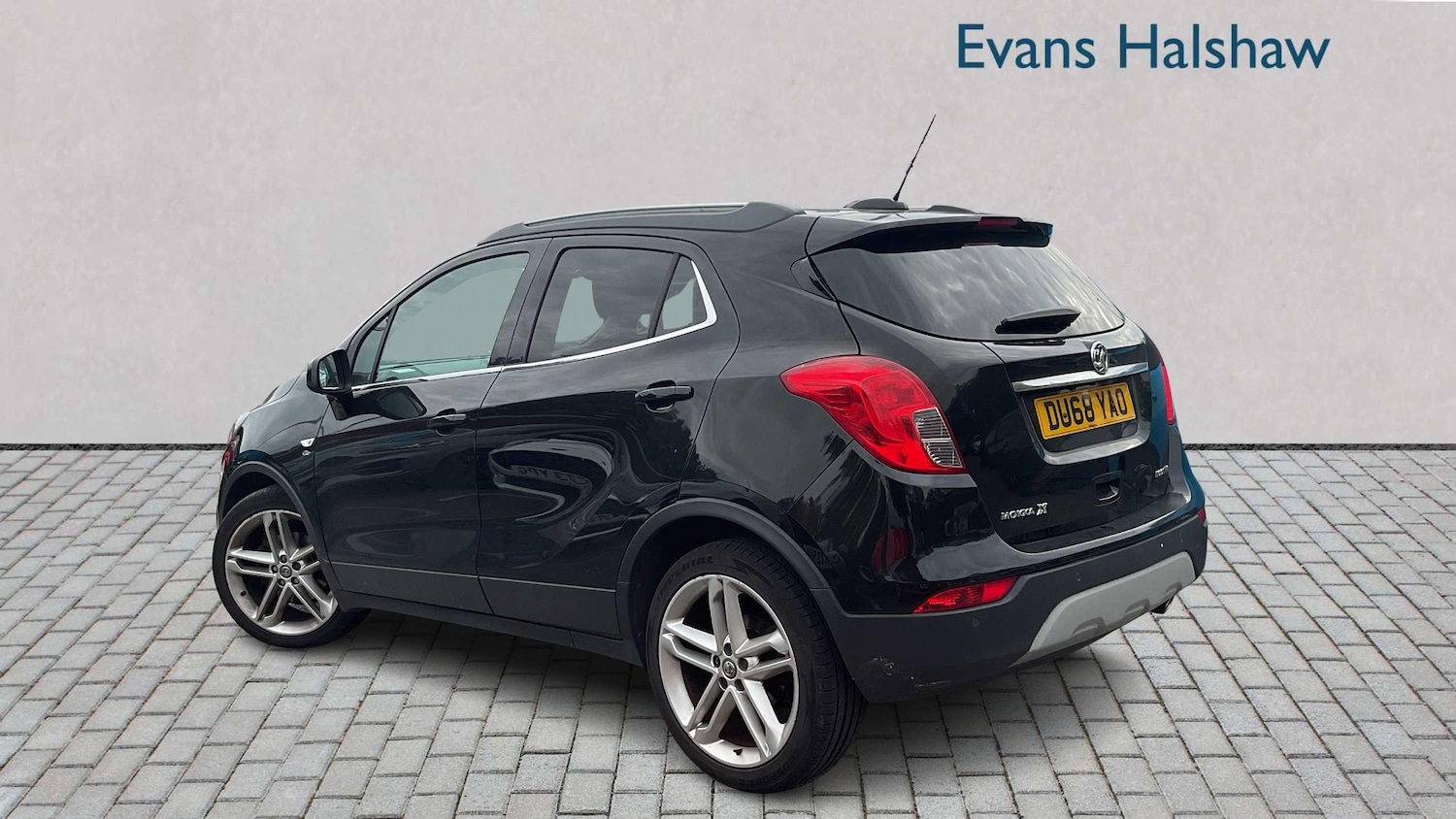 Used Vauxhall Mokka X 2018 for sale - 76156070: Photo 2