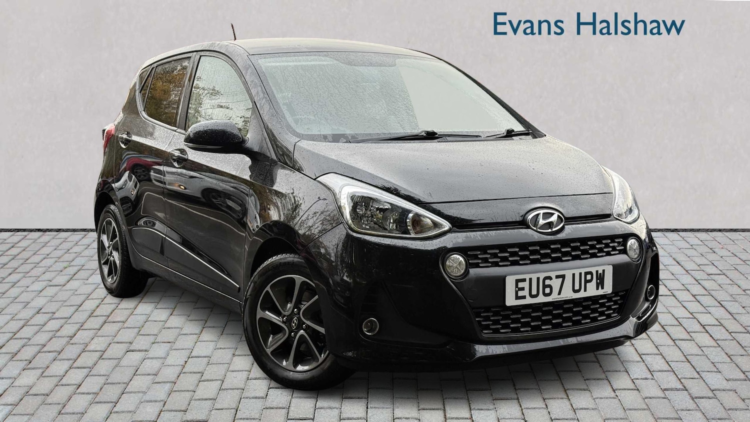 Used Hyundai i10 2017 for sale - 76339680: Photo 1
