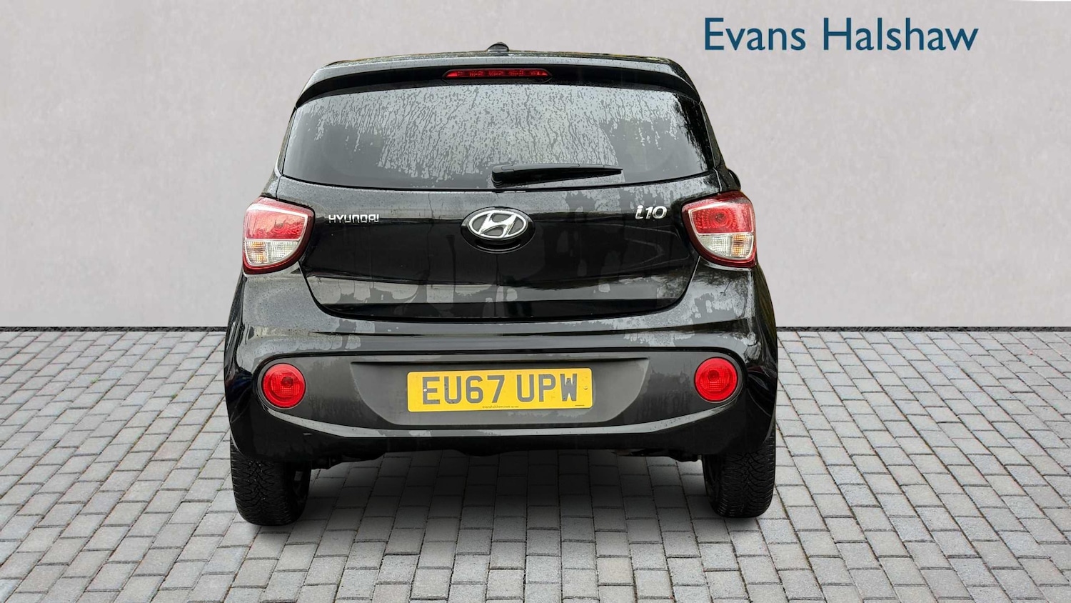 Used Hyundai i10 2017 for sale - 76339680: Photo 6
