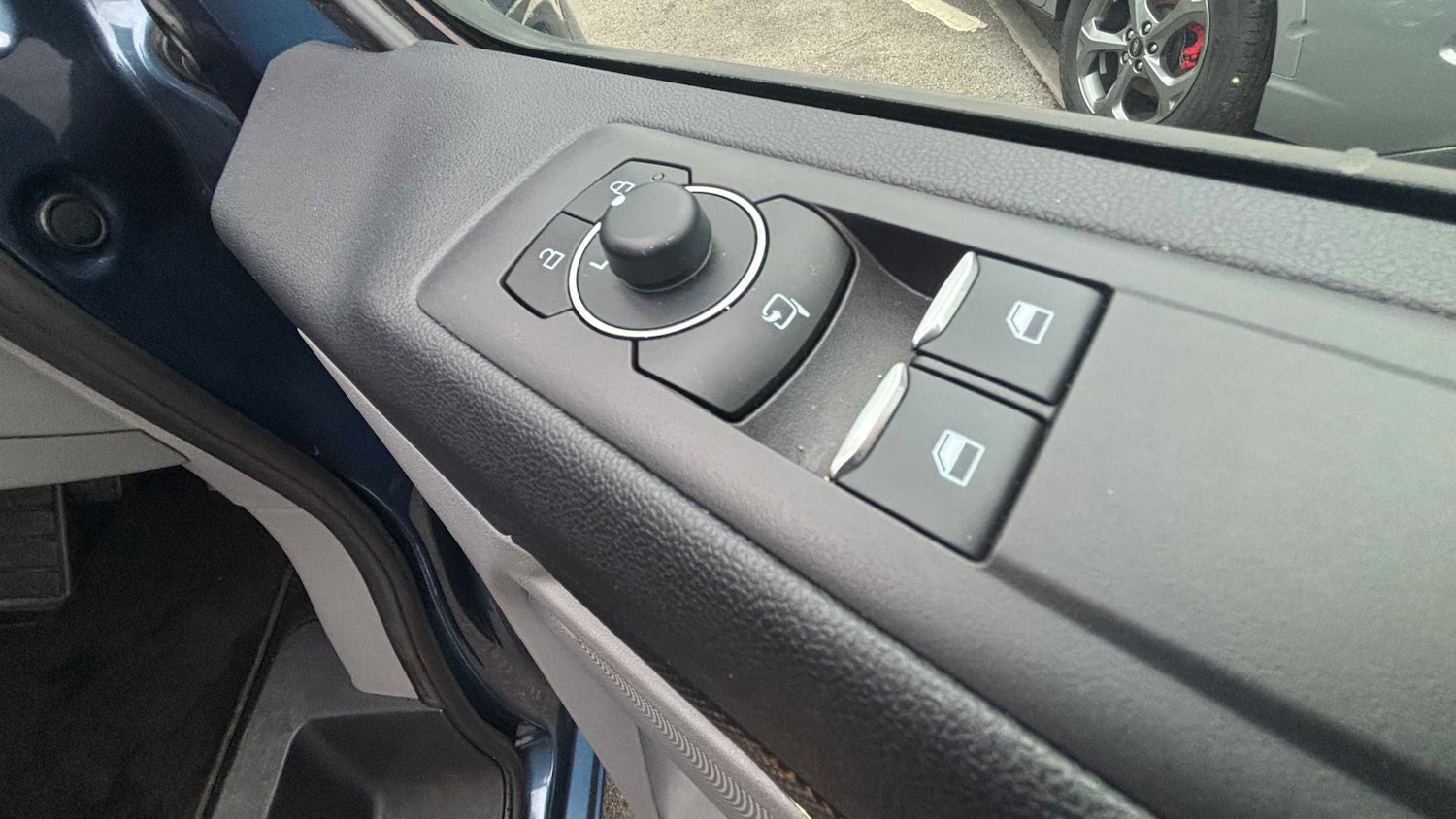 Used Ford Transit Custom 2025 for sale - 77787142: Photo 8