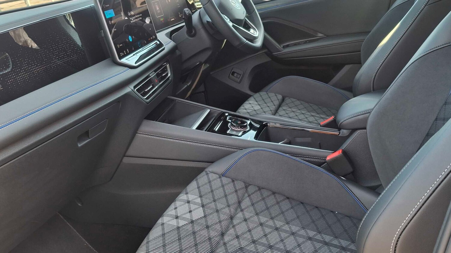 Used Volkswagen Tiguan for sale - 78173659: Photo 12