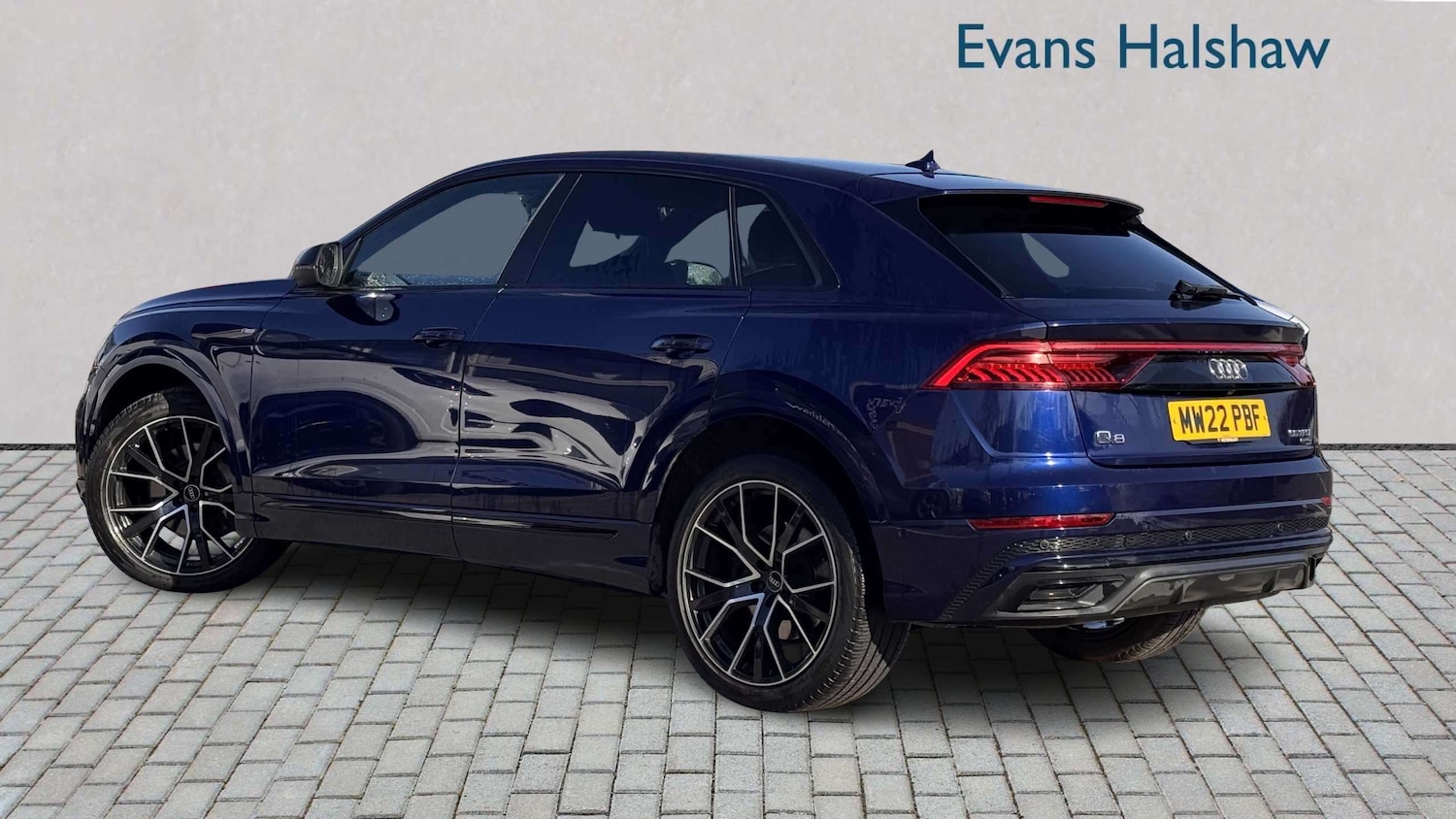 Used Audi Q8 2022 for sale - 77756573: Photo 2