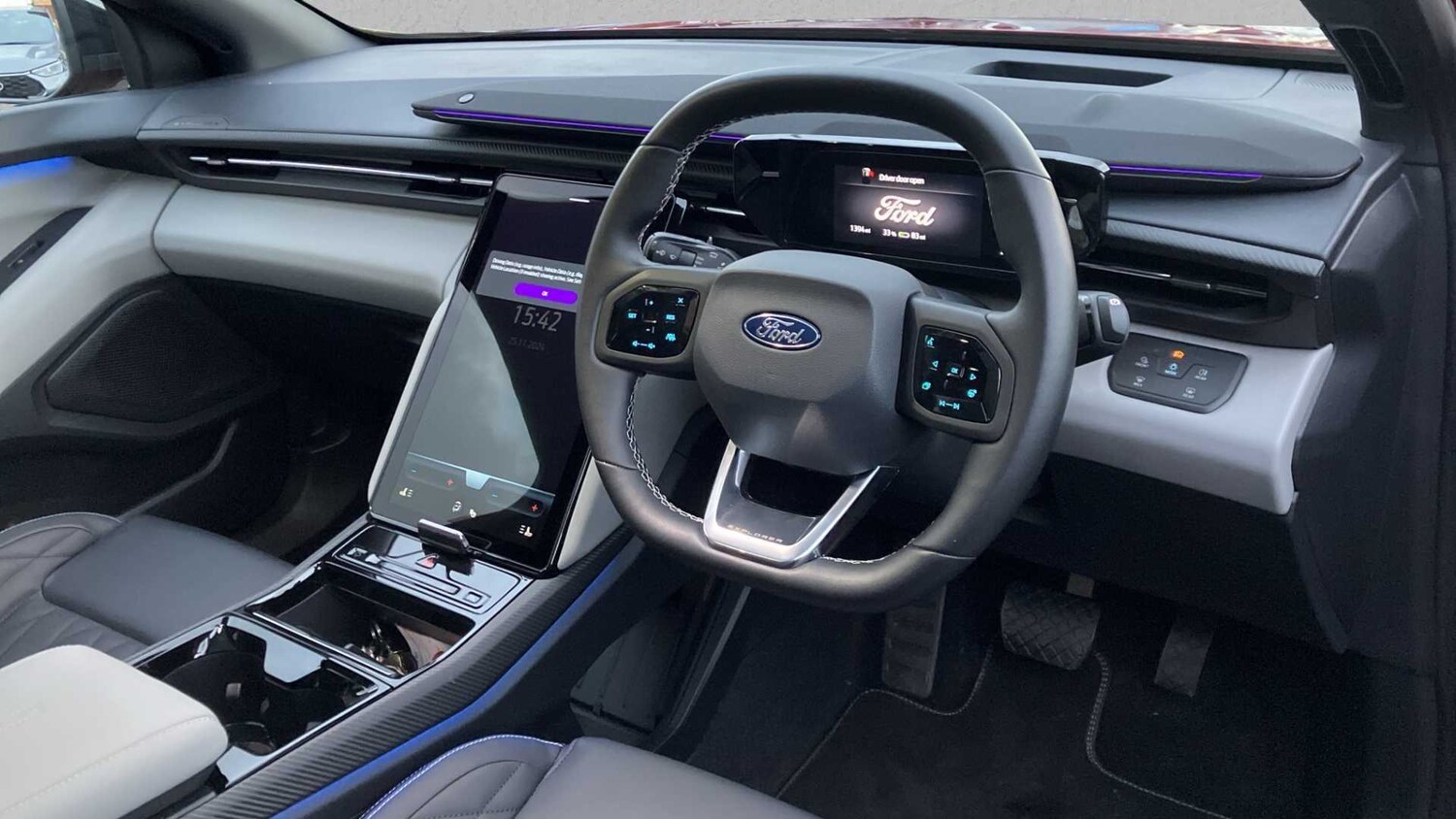 Used Ford Explorer 2024 for sale - 78161427: Photo 10