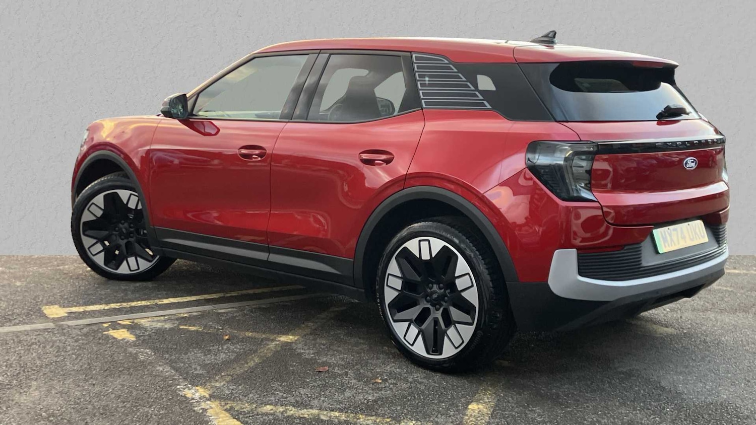 Used Ford Explorer 2024 for sale - 78161427: Photo 2