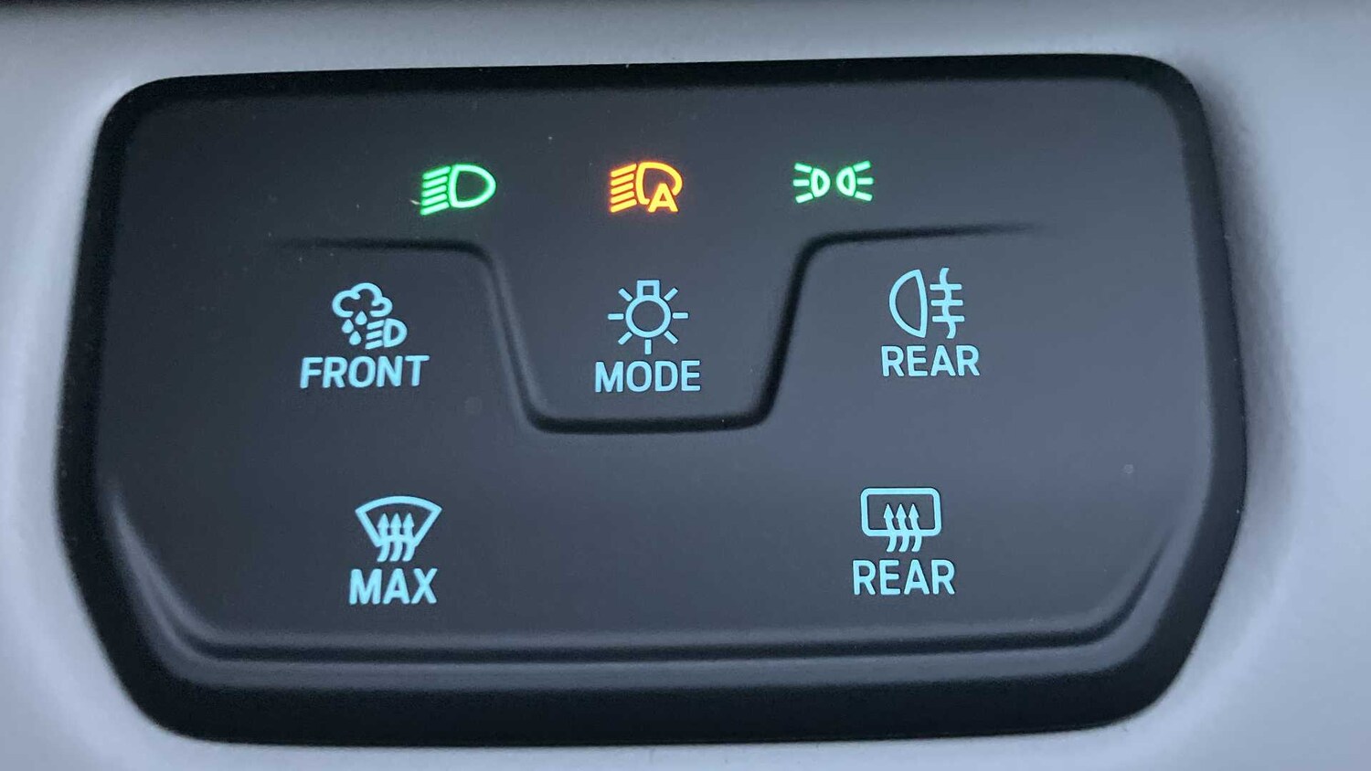 Used Ford Explorer 2024 for sale - 78161427: Photo 27