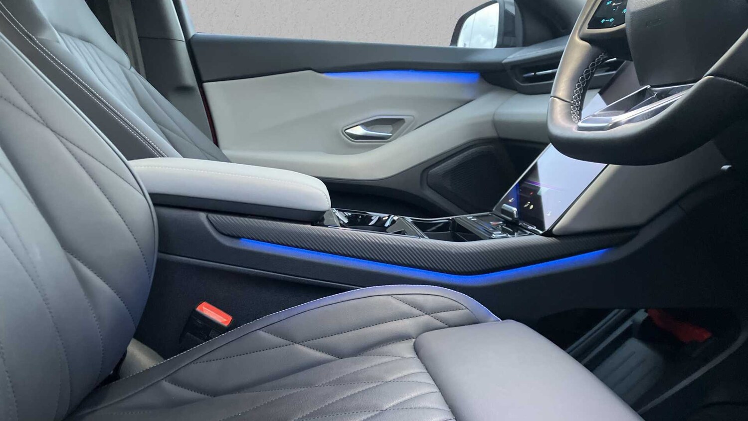 Used Ford Explorer 2024 for sale - 78161427: Photo 33