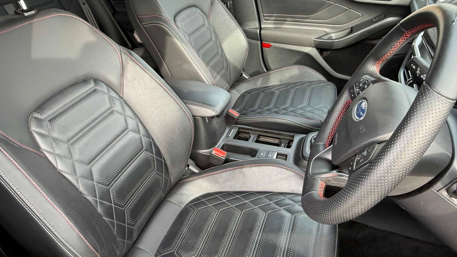 Used Ford Focus 2023 for sale - 77972576: Photo 11