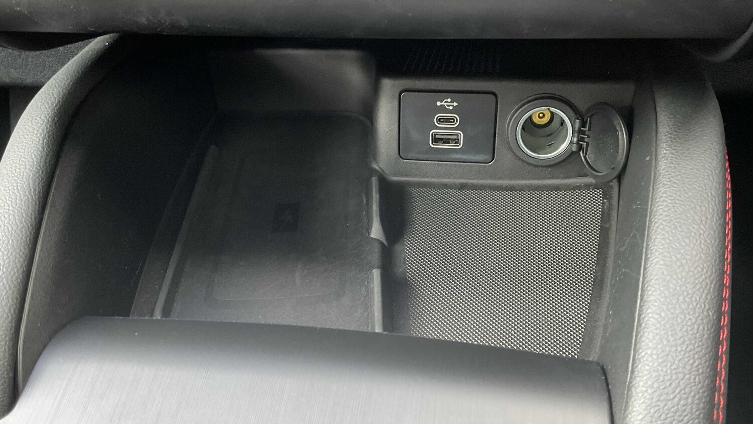 Used Ford Kuga 2023 for sale - 77540623: Photo 34