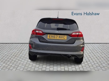 Used Ford Fiesta 2018 for sale - 76842972: Photo