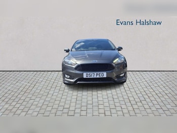 Used Ford Focus 2017 for sale - 79428456: Photo