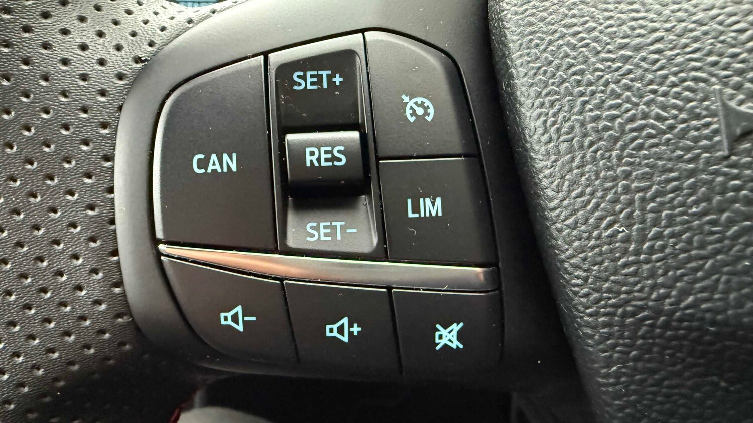 Used Ford Puma 2023 for sale - 76411314: Photo 14